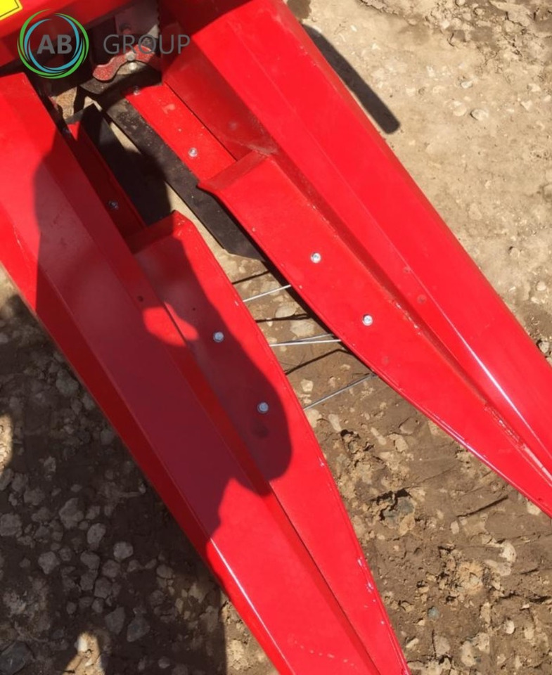 Fimaks single row maize chopper MC10X - on stock - Cueilleur de maïs: photos 3 Fimaks single row maize chopper MC10X - on stock - Cueilleur de maïs: photos 3