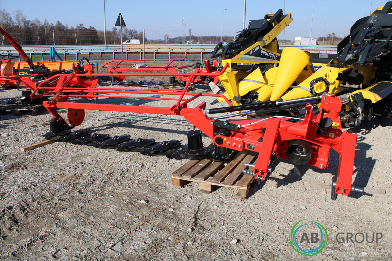 Harmak DMZ 285 disc mower - on stock - Faucheuse: photos 1 Harmak DMZ 285 disc mower - on stock - Faucheuse: photos 1