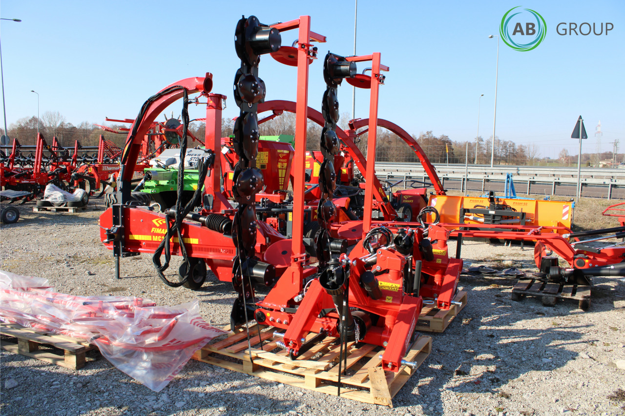 Harmak disc mower DMZ 240 - Faucheuse: photos 1 Harmak disc mower DMZ 240 - Faucheuse: photos 1