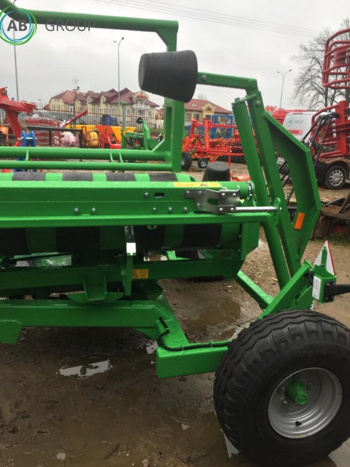 Inter-Tech self loading bale wrap GO01 - Enrubanneuse: photos 4 Inter-Tech self loading bale wrap GO01 - Enrubanneuse: photos 4