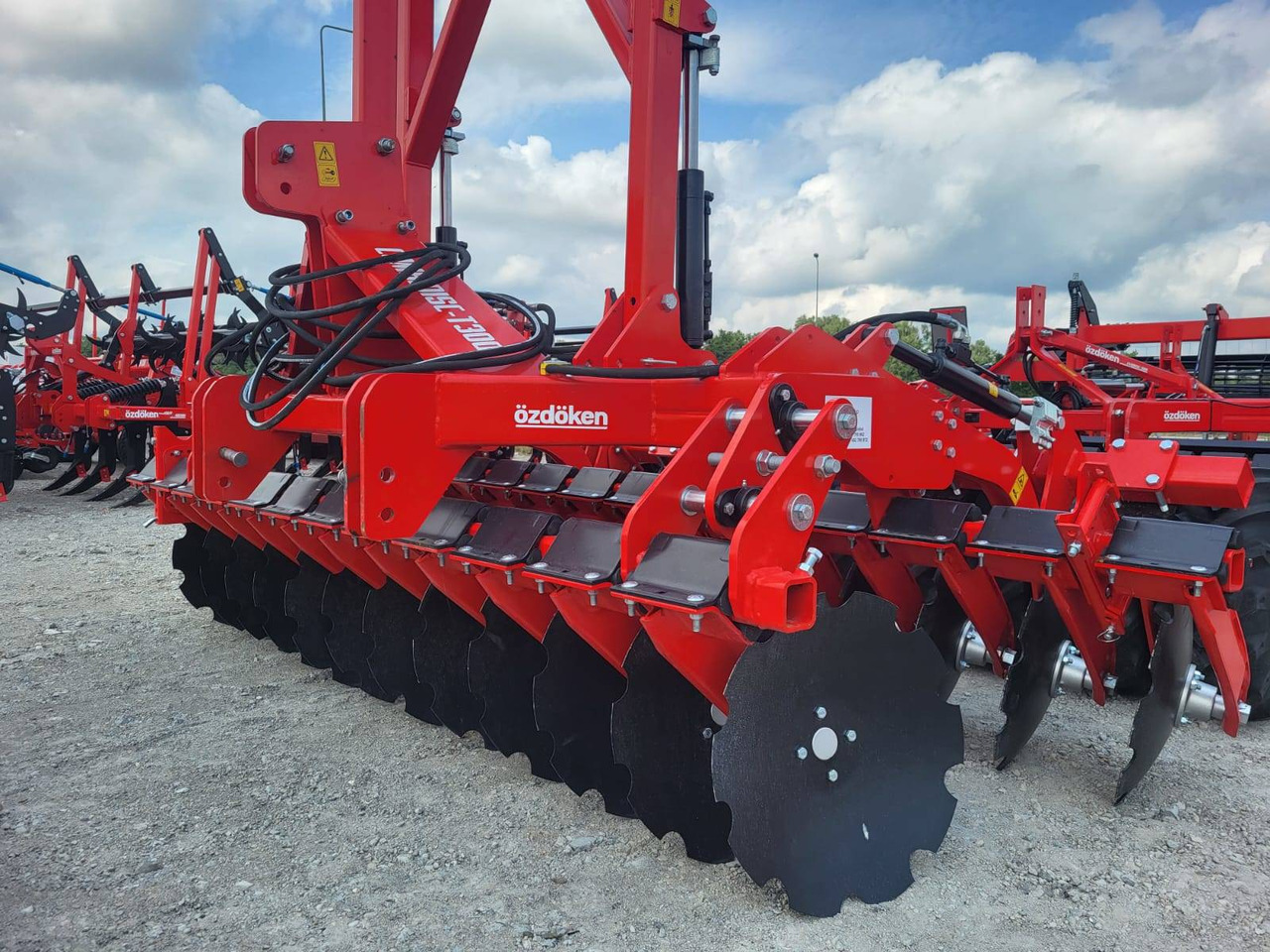 Ozdoken disc harrow Combidisc T300, 3 m - on stock - Cover crop: photos 3 Ozdoken disc harrow Combidisc T300, 3 m - on stock - Cover crop: photos 3