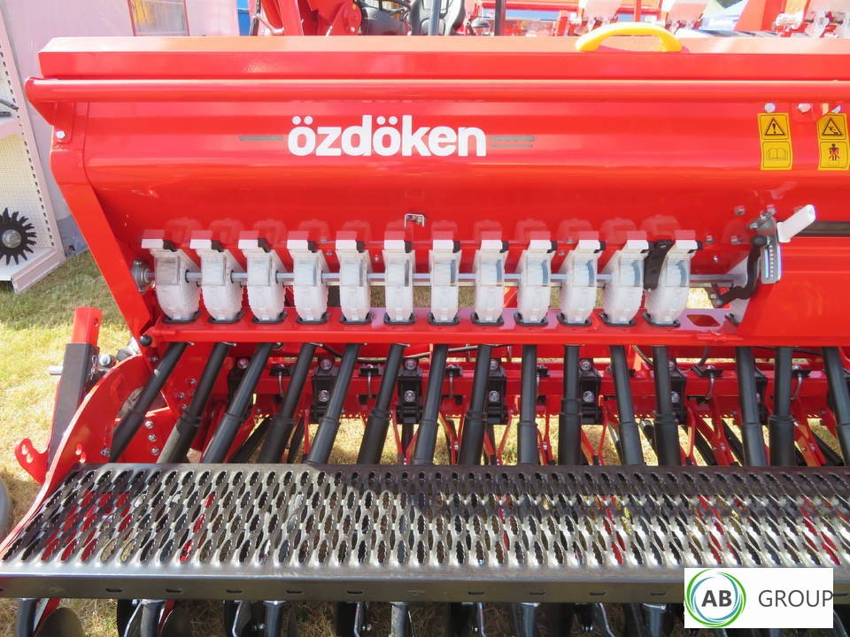 Ozdoken grain seeder Pertum S300, 3 m - single-disc coulter type - on stock - Semoir: photos 3 Ozdoken grain seeder Pertum S300, 3 m - single-disc coulter type - on stock - Semoir: photos 3