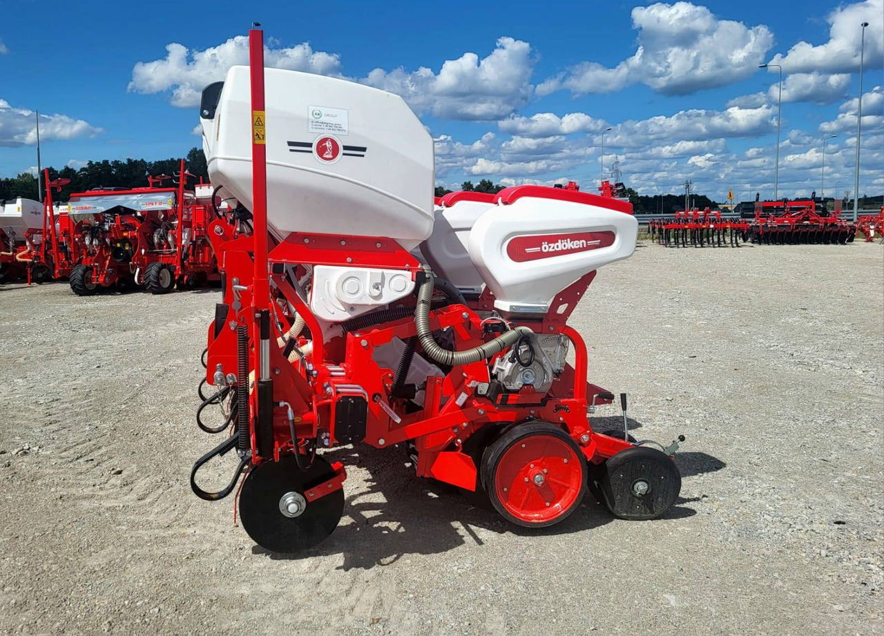 Ozdoken pneumatic precision planter VPHE-DG4 - on stock - Semoir monograine: photos 4 Ozdoken pneumatic precision planter VPHE-DG4 - on stock - Semoir monograine: photos 4