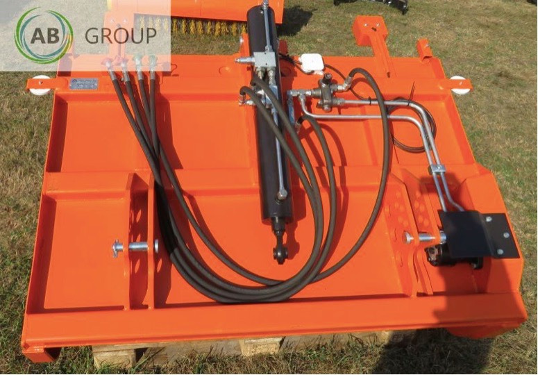Pomarol self-loading sand spreader PS150, 1.3 m - Epandeur de sable: photos 5 Pomarol self-loading sand spreader PS150, 1.3 m - Epandeur de sable: photos 5