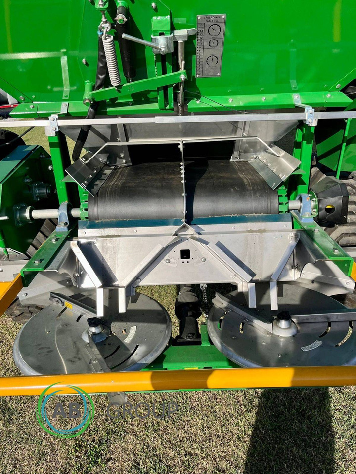 Rozsiewacz do nawozu zaczepiany Donder Wagon 10000 - Distributeur d'engrais: photos 4 Rozsiewacz do nawozu zaczepiany Donder Wagon 10000 - Distributeur d'engrais: photos 4