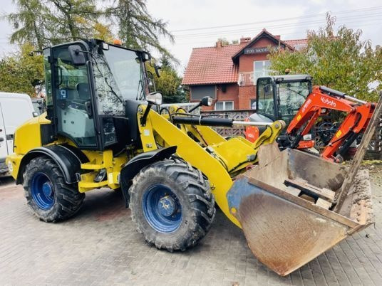 Caterpillar 908H - Chargeuse sur pneus: photos 2 Caterpillar 908H - Chargeuse sur pneus: photos 2