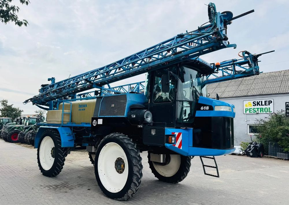 Challenger ROGATOR 618 - Pulvé automoteur: photos 4 Challenger ROGATOR 618 - Pulvé automoteur: photos 4