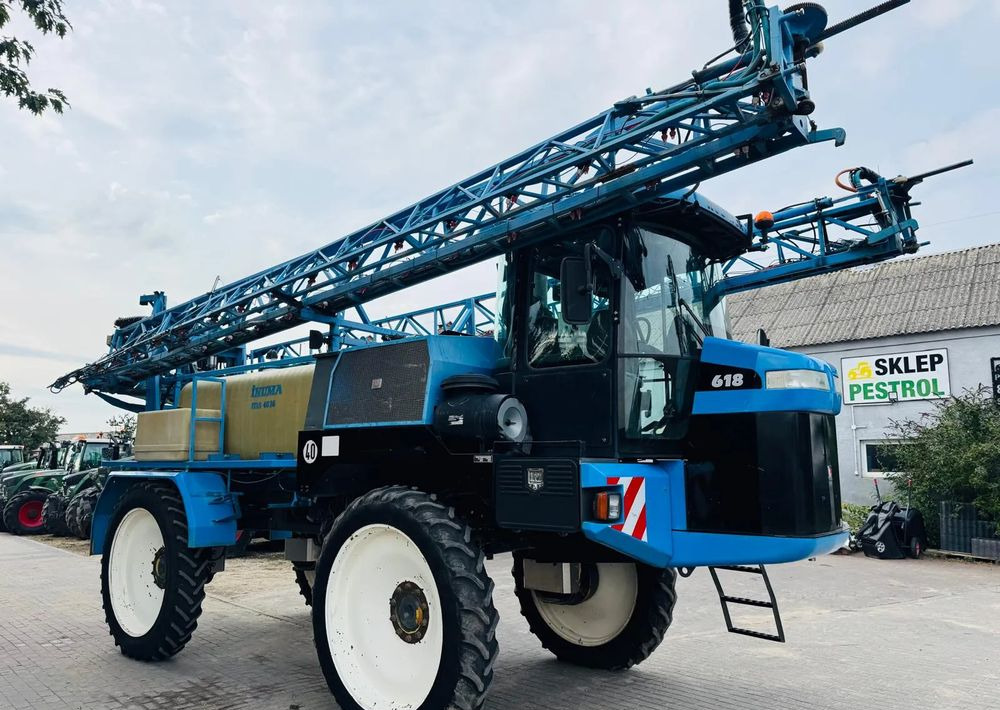 Challenger ROGATOR 618 - Pulvé automoteur: photos 5 Challenger ROGATOR 618 - Pulvé automoteur: photos 5