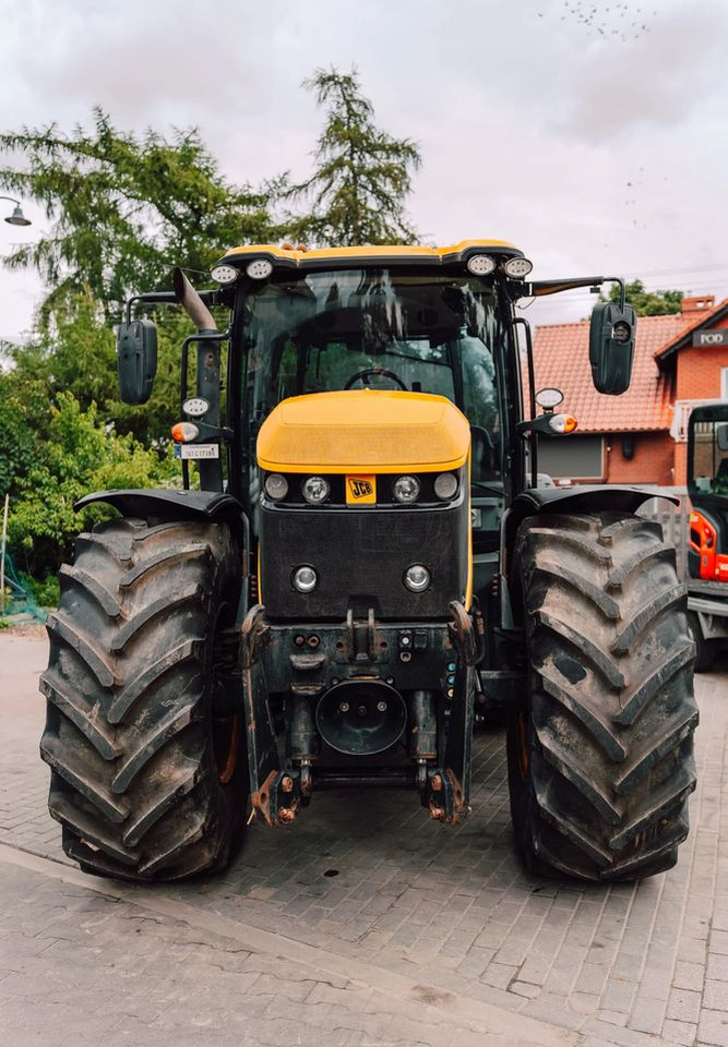 JCB Fastrac 4220 - Tracteur agricole: photos 5 JCB Fastrac 4220 - Tracteur agricole: photos 5