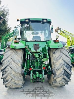 Tracteur agricole John Deere 8310: photos 10