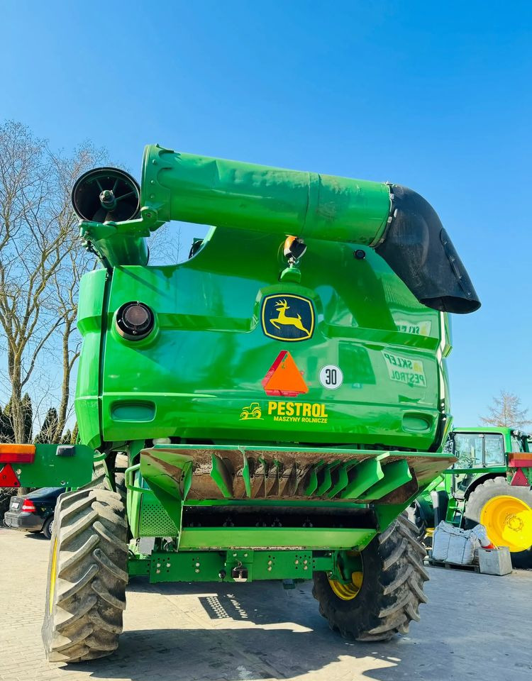 John Deere S660i - Moissonneuse-batteuse: photos 4 John Deere S660i - Moissonneuse-batteuse: photos 4