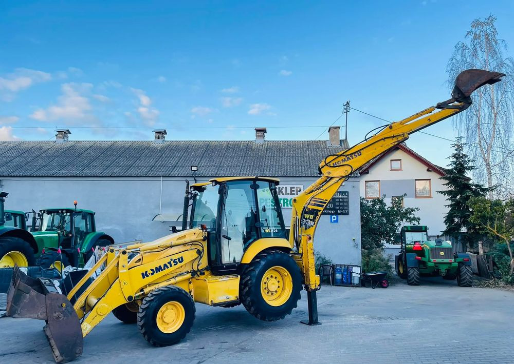 Komatsu WB93R - Tractopelle: photos 2 Komatsu WB93R - Tractopelle: photos 2