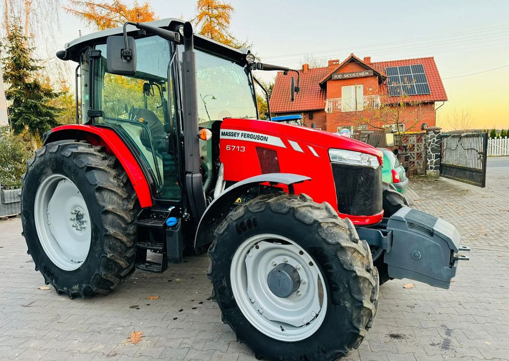 Massey Ferguson 6713 - Tracteur agricole: photos 5 Massey Ferguson 6713 - Tracteur agricole: photos 5