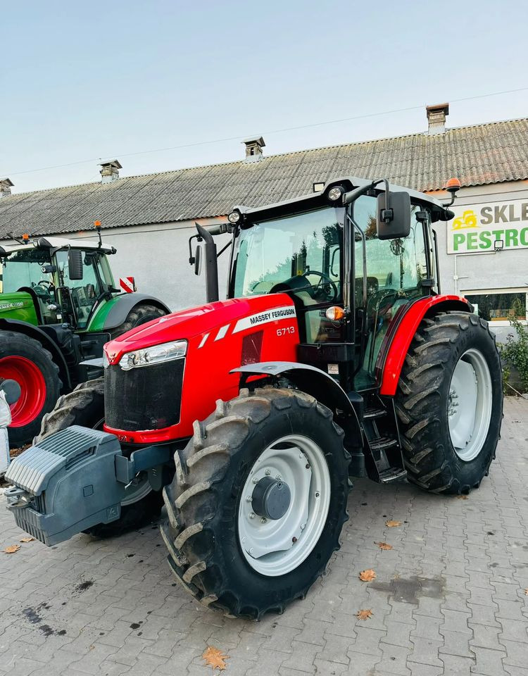 Massey Ferguson 6713 - Tracteur agricole: photos 1 Massey Ferguson 6713 - Tracteur agricole: photos 1