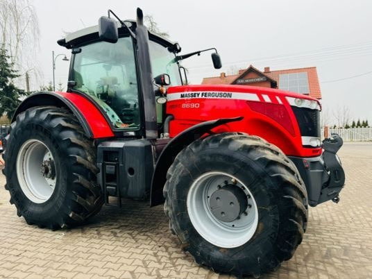 Massey Ferguson 8690 - Dyna VT - Vario - Tracteur agricole: photos 4 Massey Ferguson 8690 - Dyna VT - Vario - Tracteur agricole: photos 4