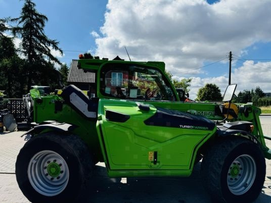 Merlo TF42.7 CS 140 - Chariot télescopique: photos 4 Merlo TF42.7 CS 140 - Chariot télescopique: photos 4
