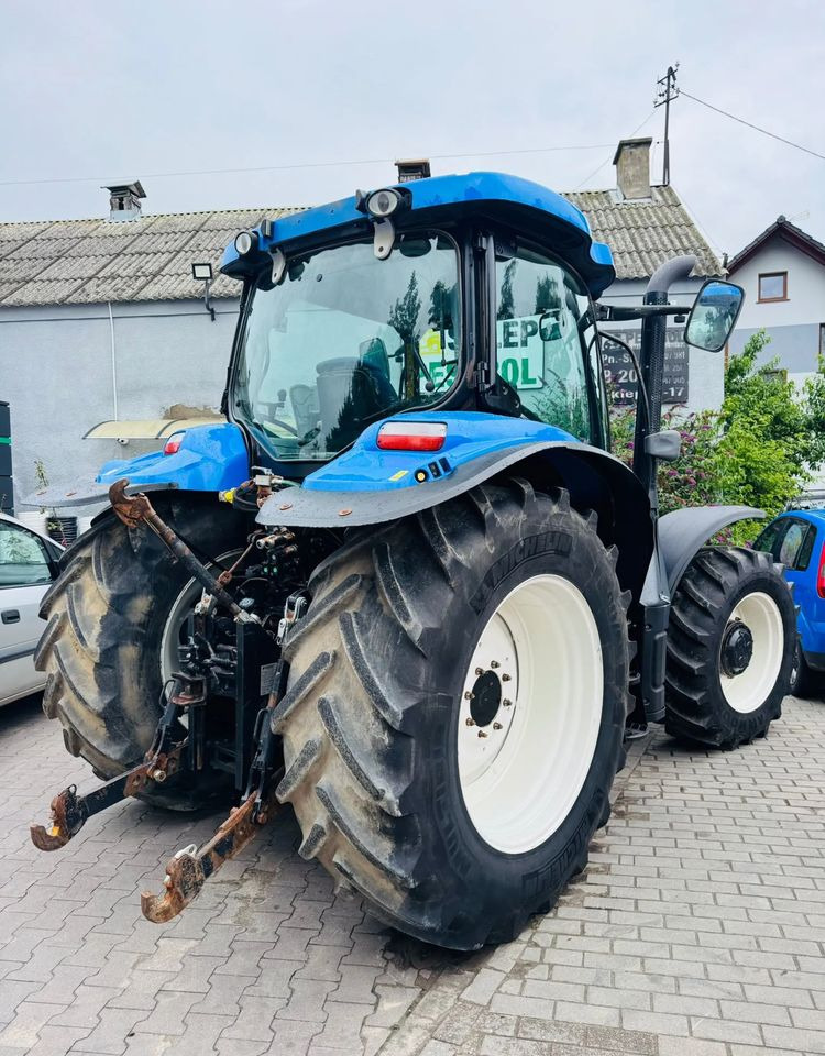 New Holland T6.175 - Tracteur agricole: photos 5 New Holland T6.175 - Tracteur agricole: photos 5