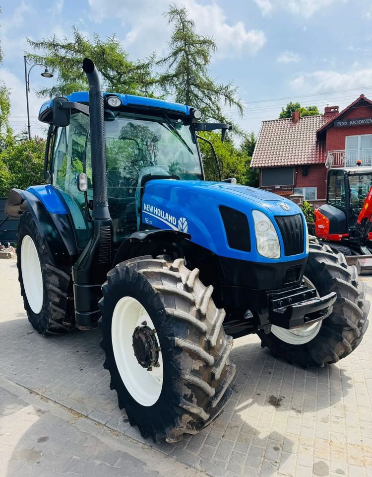 New Holland T6.175 - Tracteur agricole: photos 1 New Holland T6.175 - Tracteur agricole: photos 1