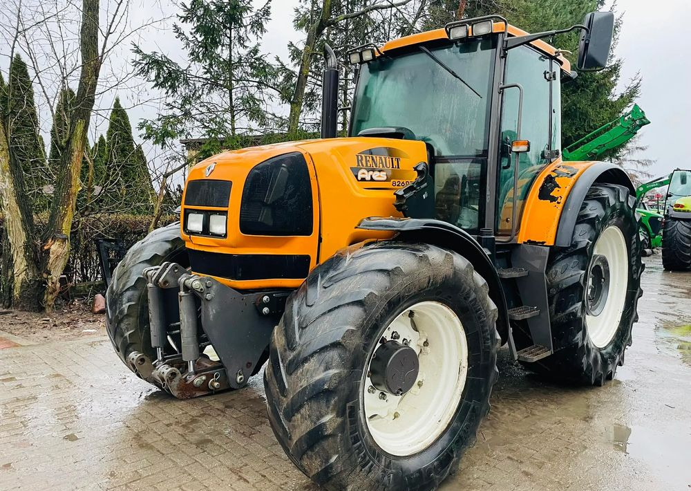 Renault Ares 826 RZ - Tracteur agricole: photos 2 Renault Ares 826 RZ - Tracteur agricole: photos 2