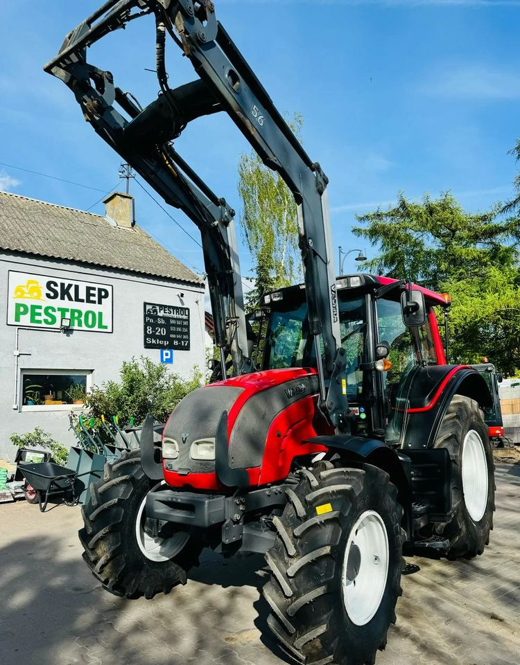 Valtra N101 - Tracteur agricole: photos 1 Valtra N101 - Tracteur agricole: photos 1