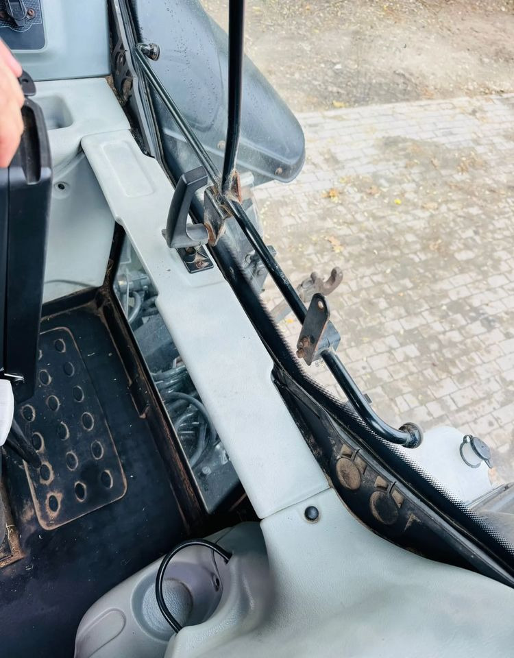 Crédit-bail  Valtra N123 HiTech Valtra N123 HiTech: photos 16