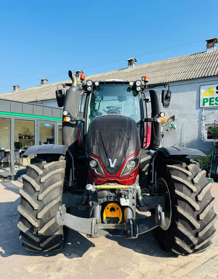 Valtra T174 Versu - Tracteur agricole: photos 3 Valtra T174 Versu - Tracteur agricole: photos 3