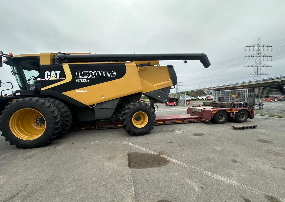 Claas Cat Lexion 570 - Moissonneuse-batteuse: photos 4 Claas Cat Lexion 570 - Moissonneuse-batteuse: photos 4