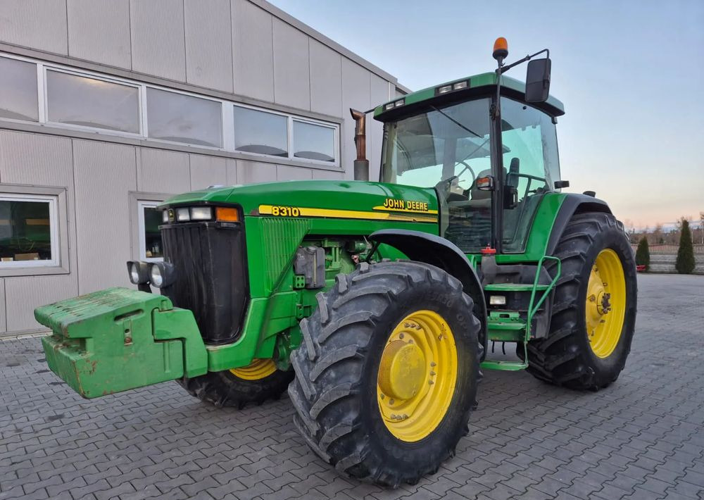 John Deere 8310 - Tracteur agricole: photos 4 John Deere 8310 - Tracteur agricole: photos 4