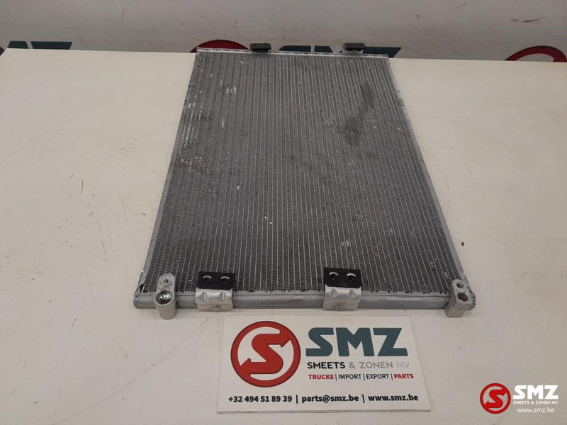 Caterpillar Condenser Caterpillar - Système de refroidissement pour Matériel de manutention: photos 3 Caterpillar Condenser Caterpillar - Système de refroidissement pour Matériel de manutention: photos 3