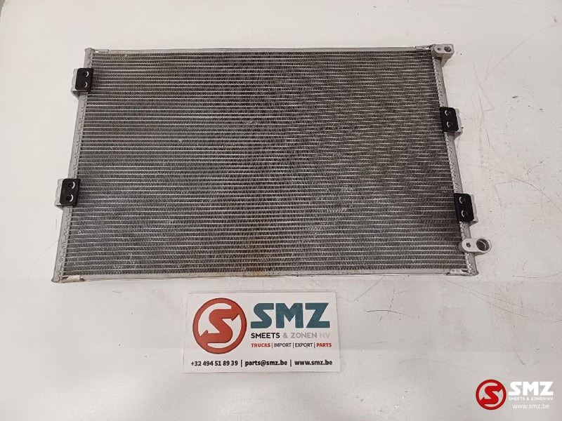 Caterpillar Condensor Caterpillar - Système de refroidissement pour Matériel de manutention: photos 2 Caterpillar Condensor Caterpillar - Système de refroidissement pour Matériel de manutention: photos 2