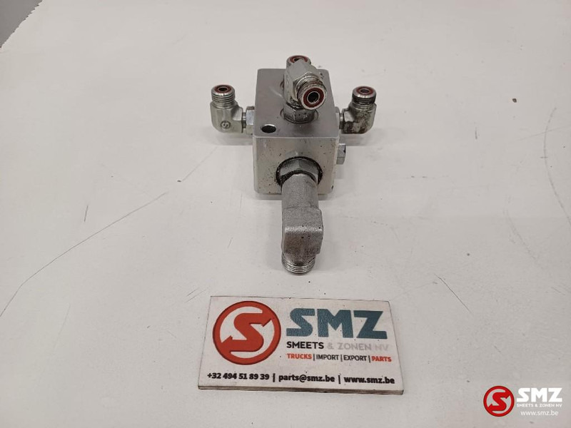 Caterpillar Hydraulic block Caterpillar - Hydraulique pour Camion: photos 4 Caterpillar Hydraulic block Caterpillar - Hydraulique pour Camion: photos 4