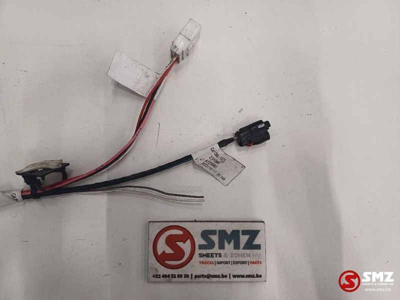 Caterpillar Lightning wire harness Caterpillar - Câble/ Fil pour Camion: photos 4 Caterpillar Lightning wire harness Caterpillar - Câble/ Fil pour Camion: photos 4