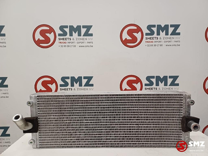 Caterpillar Oil cooler Caterpillar - Système de refroidissement pour Matériel de manutention: photos 2 Caterpillar Oil cooler Caterpillar - Système de refroidissement pour Matériel de manutention: photos 2