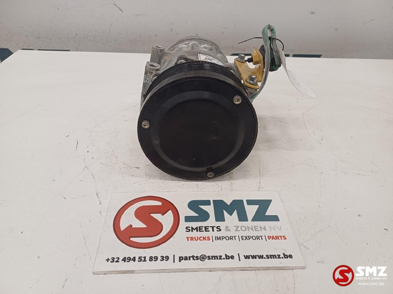 Caterpillar Refrigerant compressor Caterpillar - Moteur et pièces pour Matériel de manutention: photos 3 Caterpillar Refrigerant compressor Caterpillar - Moteur et pièces pour Matériel de manutention: photos 3