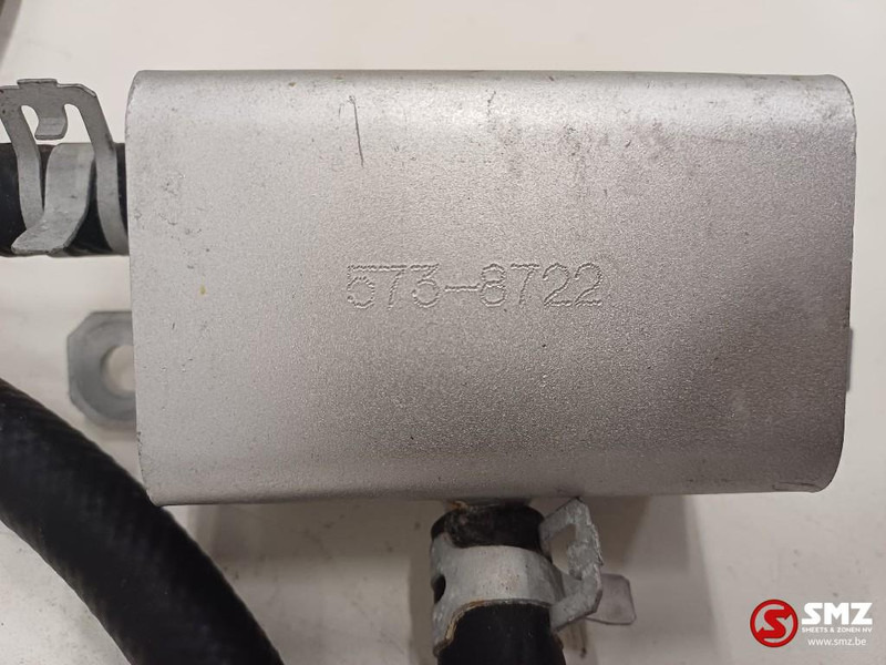 Caterpillar Tank coolant Caterpillar - Système de refroidissement pour Matériel de manutention: photos 3 Caterpillar Tank coolant Caterpillar - Système de refroidissement pour Matériel de manutention: photos 3
