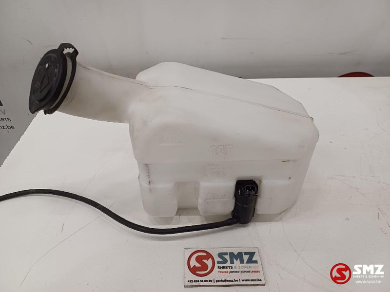 Caterpillar Window washer tank Caterpillar - Essuie-glace pour Matériel de manutention: photos 1 Caterpillar Window washer tank Caterpillar - Essuie-glace pour Matériel de manutention: photos 1