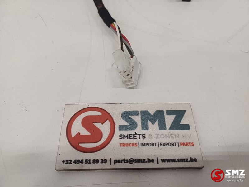 Caterpillar Wire harness Caterpillar - Câble/ Fil pour Camion: photos 3 Caterpillar Wire harness Caterpillar - Câble/ Fil pour Camion: photos 3