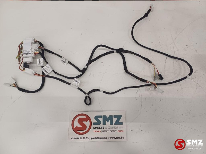 Caterpillar Wire harness Caterpillar - Câble/ Fil pour Camion: photos 1 Caterpillar Wire harness Caterpillar - Câble/ Fil pour Camion: photos 1