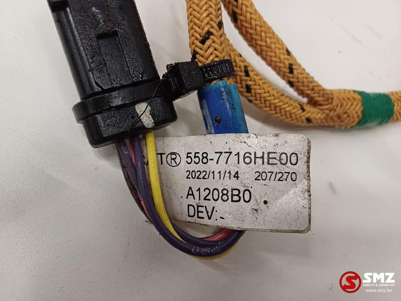Caterpillar Wire harness solenoid Caterpillar - Câble/ Fil pour Camion: photos 2 Caterpillar Wire harness solenoid Caterpillar - Câble/ Fil pour Camion: photos 2