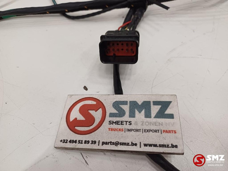 Caterpillar Wiring harnesses chassis + lightning Caterpillar - Câble/ Fil pour Camion: photos 5 Caterpillar Wiring harnesses chassis + lightning Caterpillar - Câble/ Fil pour Camion: photos 5