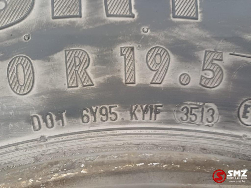 Continental Occ vrachtwagenband 285/70R19.5 146/144M Continent - Pneu pour Camion: photos 4 Continental Occ vrachtwagenband 285/70R19.5 146/144M Continent - Pneu pour Camion: photos 4