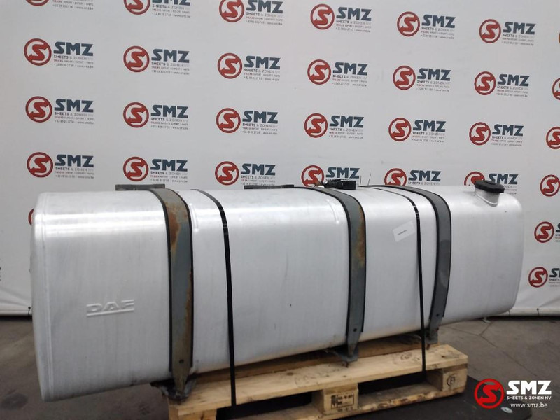 DAF Occ brandstoftank 750L DAF - Réservoir de carburant pour Camion: photos 1 DAF Occ brandstoftank 750L DAF - Réservoir de carburant pour Camion: photos 1