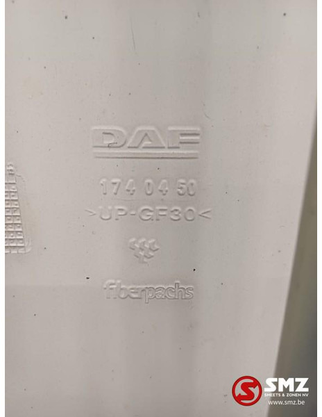 DAF Occ cabinespoiler rechts DAF - Aérodynamique/ Spoilers pour Camion: photos 3 DAF Occ cabinespoiler rechts DAF - Aérodynamique/ Spoilers pour Camion: photos 3