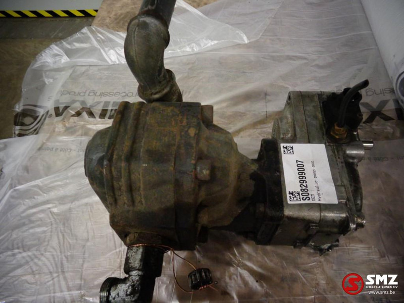 DAF Occ hydraulische pomp + PTO - Pompe hydraulique pour Camion: photos 1 DAF Occ hydraulische pomp + PTO - Pompe hydraulique pour Camion: photos 1