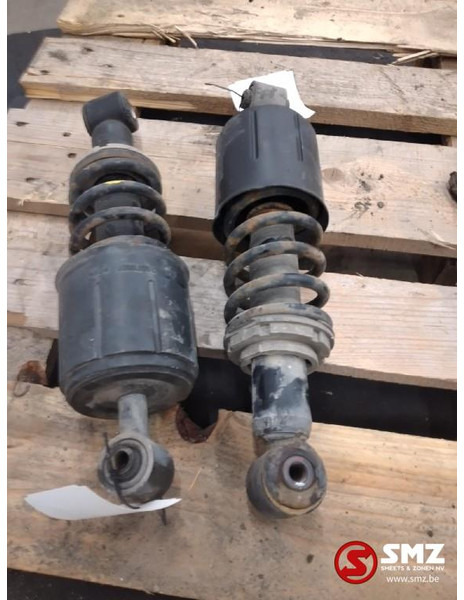 DAF Occ set cabineschokdempers DAF - Suspension de cabine pour Camion: photos 2 DAF Occ set cabineschokdempers DAF - Suspension de cabine pour Camion: photos 2