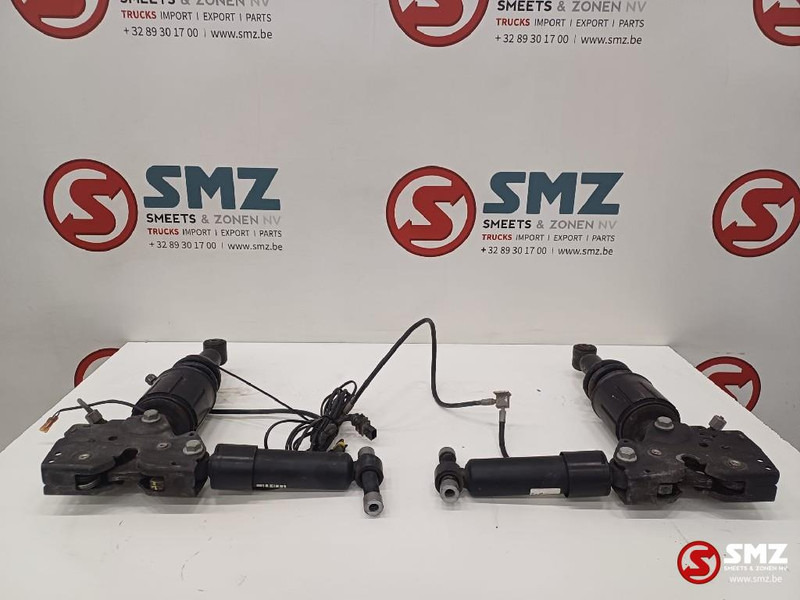 DAF Occ set cabineschokdempers DAF - Amortisseurs pour Camion: photos 1 DAF Occ set cabineschokdempers DAF - Amortisseurs pour Camion: photos 1