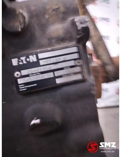 Diversen Occ Versnellingsbak Eaton FS/5206A - Boîte de vitesse pour Camion: photos 4 Diversen Occ Versnellingsbak Eaton FS/5206A - Boîte de vitesse pour Camion: photos 4