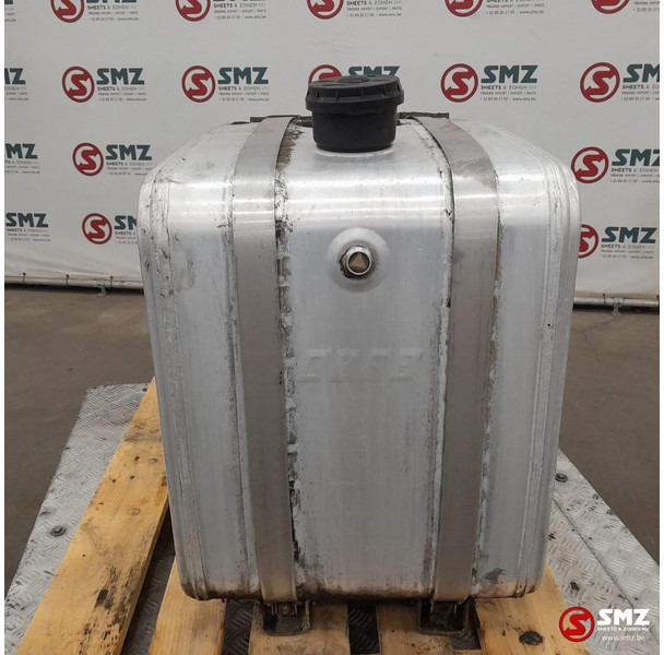 Diversen Occ hydraulische tank 200L OMFB - Réservoir hydraulique pour Camion: photos 1 Diversen Occ hydraulische tank 200L OMFB - Réservoir hydraulique pour Camion: photos 1
