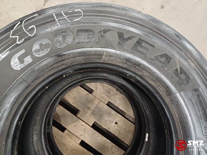 Goodyear Occ vrachtwagenband Goodyear 315/80R22.5 156/150L - Pneu pour Camion: photos 2 Goodyear Occ vrachtwagenband Goodyear 315/80R22.5 156/150L - Pneu pour Camion: photos 2