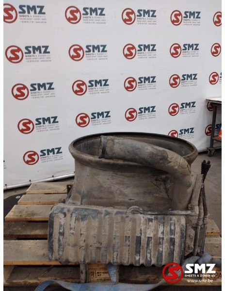 Hyster Occ radiator Hyster heftruck 5T - Radiateur pour Camion: photos 3 Hyster Occ radiator Hyster heftruck 5T - Radiateur pour Camion: photos 3